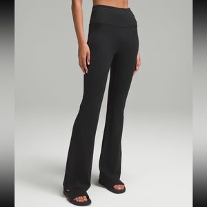 Lululemon Groove Super-High-Rise Flared Pant Nulu *Regular
